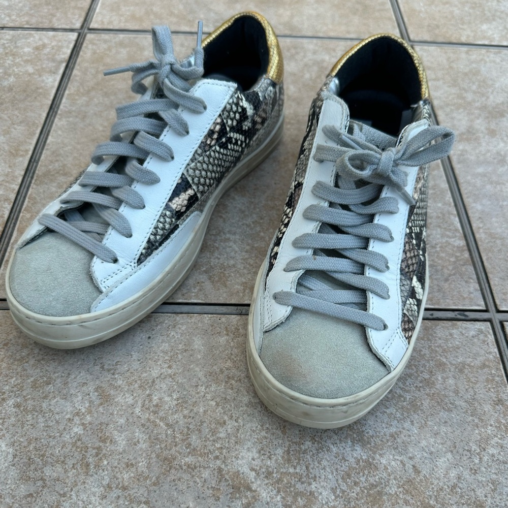 P448 John Python Snake Print White Leather Irides… - image 2